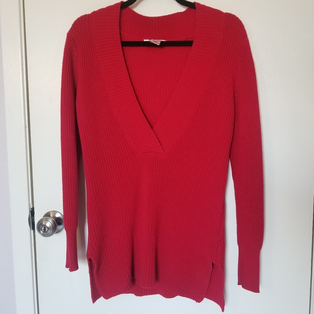 [3 for $12] K.I.K.I.T red knit sweater